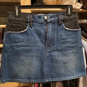 Like new FRAME denim skirt sz 25